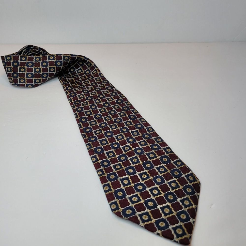 Geoffrey‎ Beene, Classic Silk Tie, Blue Red Squares